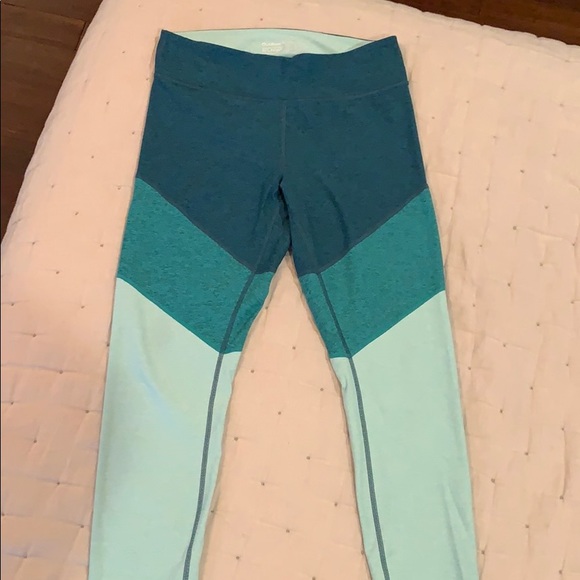 Outdoor Voices 7/8 Springs Leggings size L - Picture 2 of 3